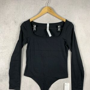 CRZ YOGA Black Long-Sleeve Scoop Neck Bodysuit